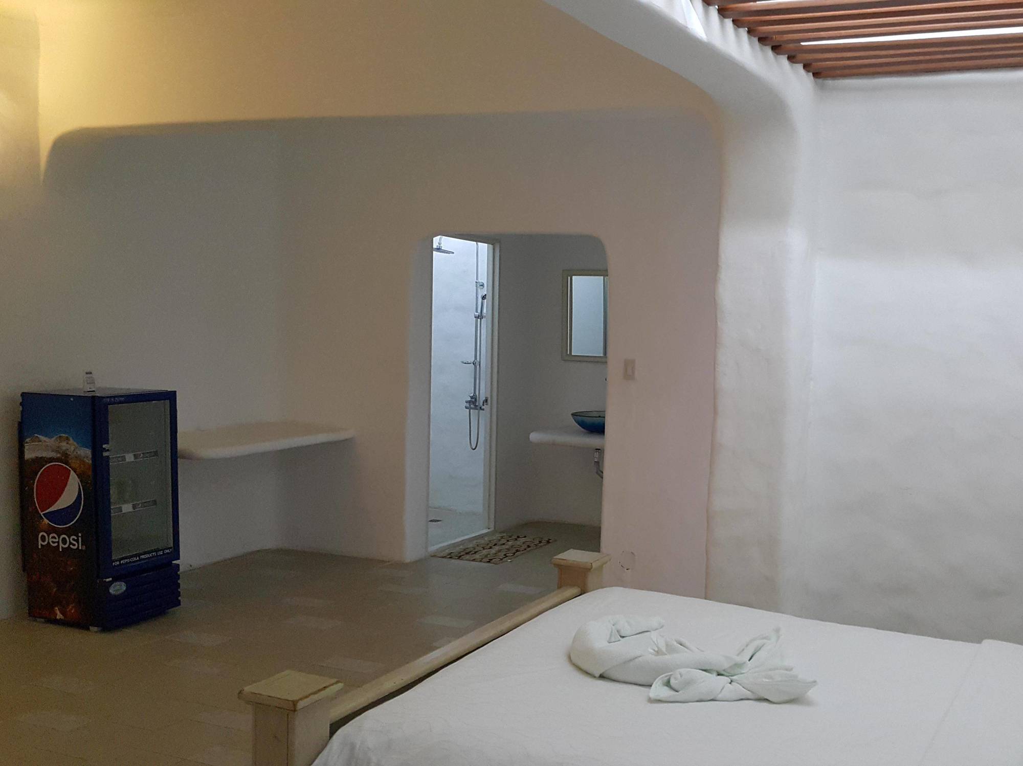 Blue Hotel And Resort Calamba  Exterior photo